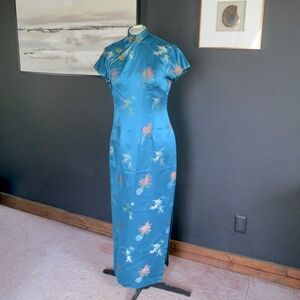 VINTAGE 1980s Cheongsam Dress Teal Blue Satin Maxi Side Slits Size 38 (Med)